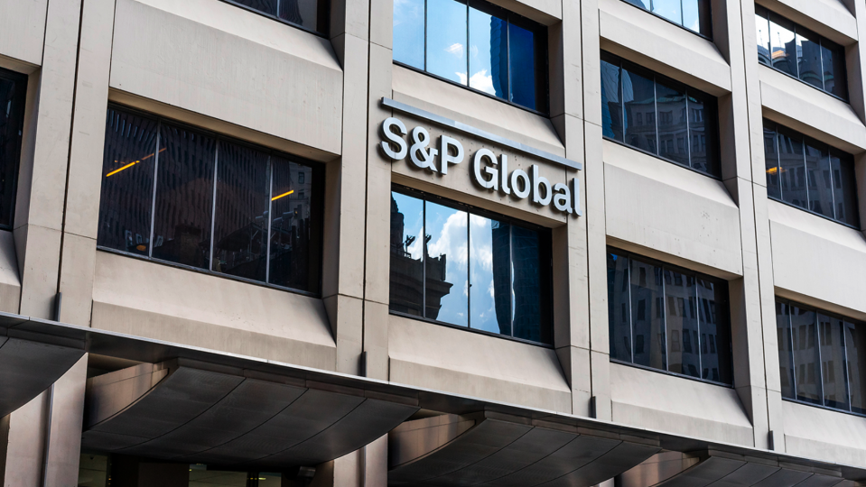 S&P Global понизило долгосрочный кредитный рейтинг Coinbase - Bits Media