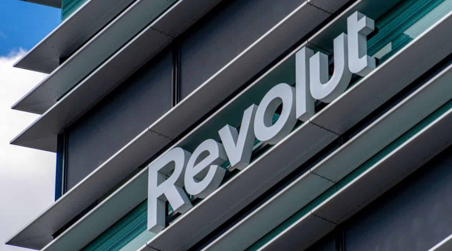 Цифровой банк Revolut запускает стейкинг криптовалют в мобильном приложении - Bits Media